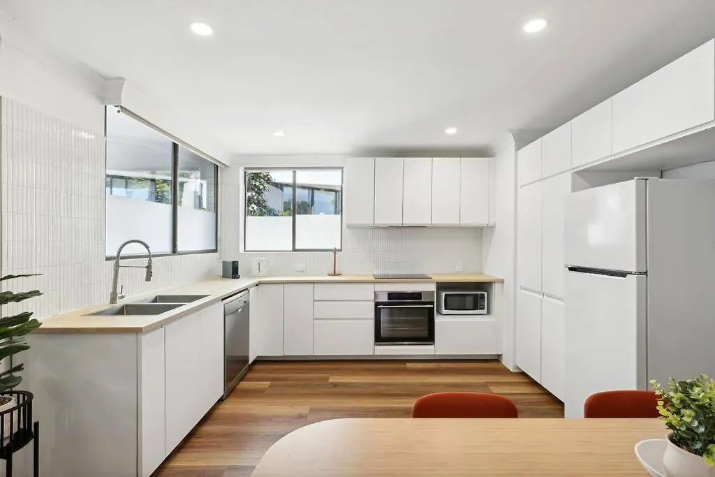 Coastal Hideaway On Palm Beach Gold Coast Austrália